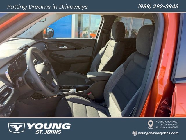 Certified 2022 Chevrolet TrailBlazer LT w/ Driver Confidence Package AWD/4WD image 11