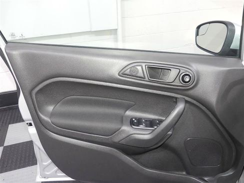Used 2018 Ford Fiesta SE FWD image 17