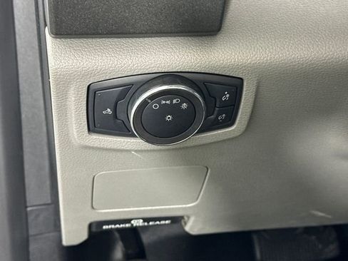 Used 2019 Ford F250 XL w/ STX Appearance Package image 18