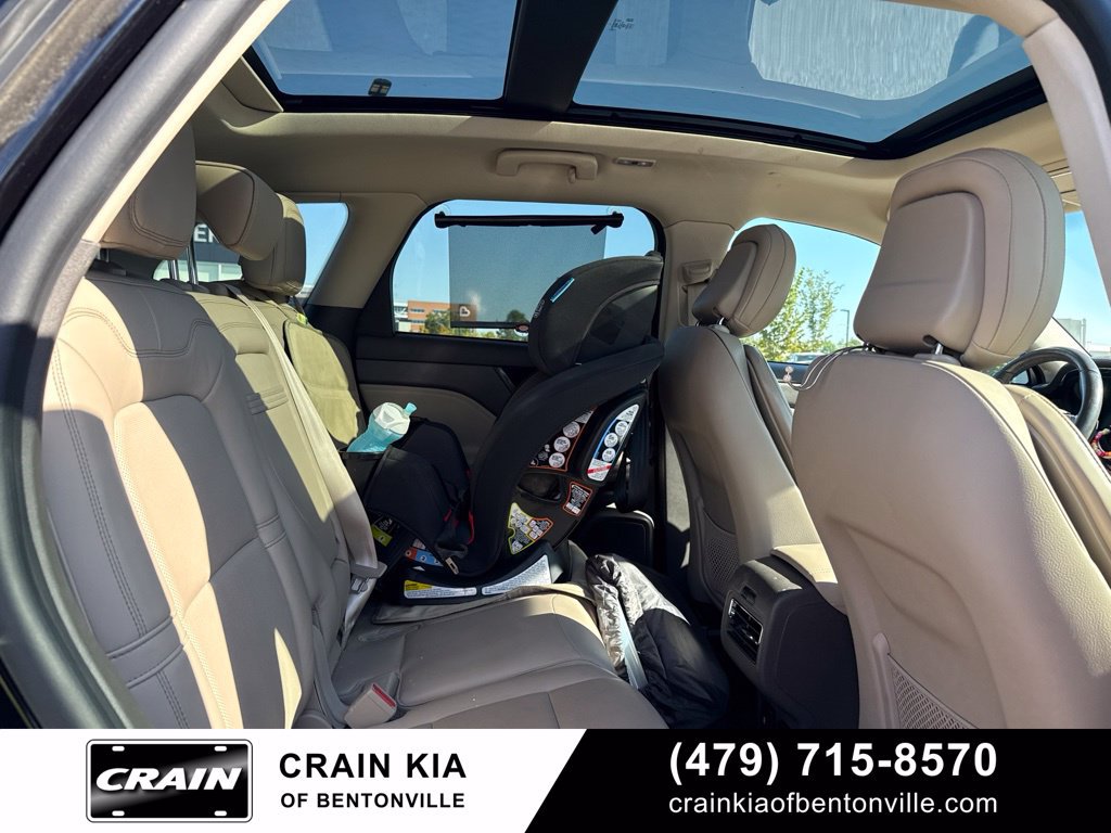 Used 2020 Lincoln Corsair Reserve w/ Equipment Group 202A AWD/4WD image 4