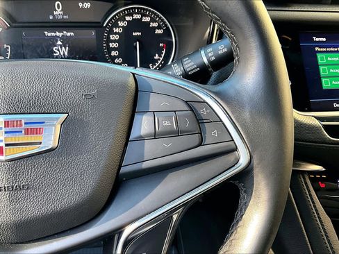 Used 2022 Cadillac XT5 Luxury w/ LPO, Floor Liner Package image 69