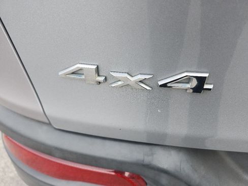 Used 2014 Jeep Cherokee Sport AWD/4WD image 16