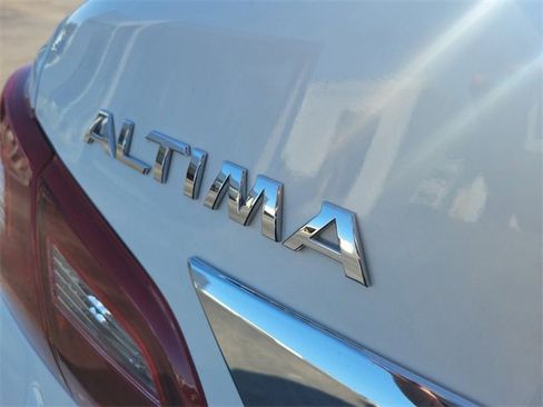 Used 2018 Nissan Altima 2.5 S w/ S Convenience Package image 8