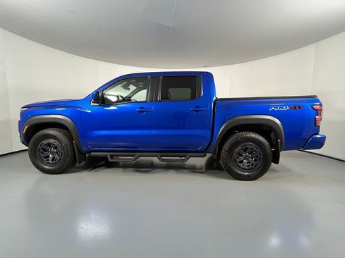 Used 2025 Nissan Frontier PRO-4X AWD/4WD image 4