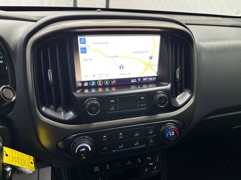 Used 2020 Chevrolet Colorado Z71 AWD/4WD image 28