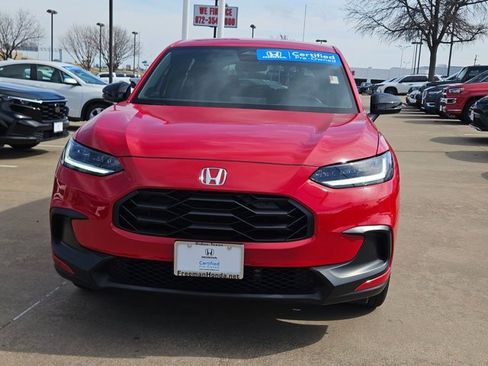 Used 2025 Honda HR-V Sport image 2