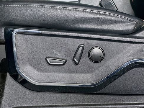 Used 2023 Ford F250 Lariat w/ Sport Appearance Package image 22