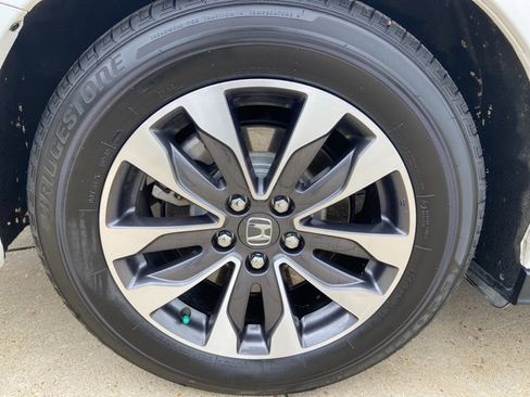 Used 2024 Honda Odyssey EX-L image 28