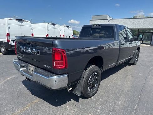 Used 2025 RAM 2500 Laramie AWD/4WD image 12