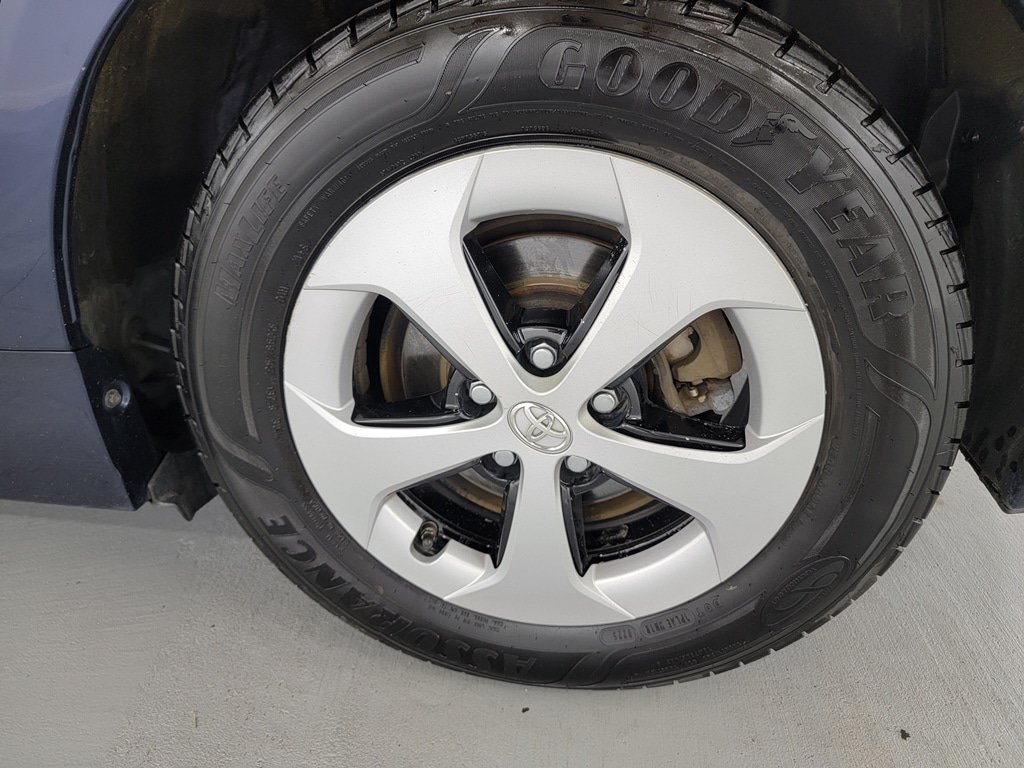 Used 2014 Toyota Prius Four FWD image 10