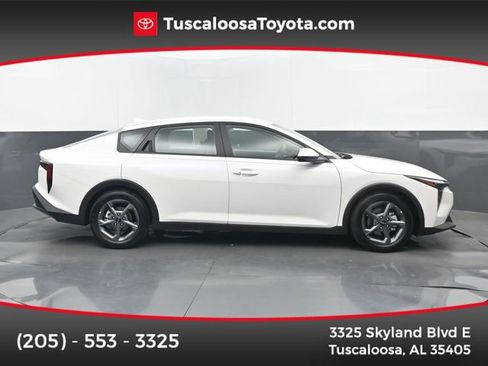 Used 2025 Kia K4 FWD image 1