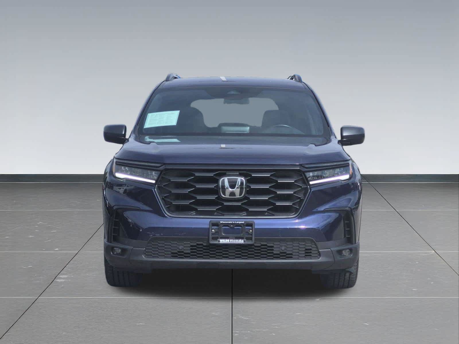 Certified 2024 Honda Pilot Sport image 9