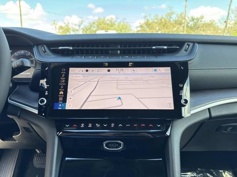 New 2026 Jeep Grand Cherokee L Limited w/ Limited Altitude Package RWD image 11