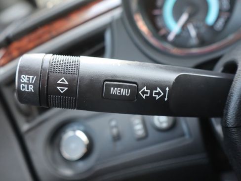 Used 2013 Buick LaCrosse Touring image 32