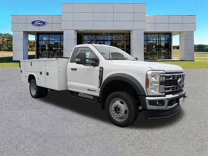 New 2025 Ford F550 4x4 Regular Cab Super Duty