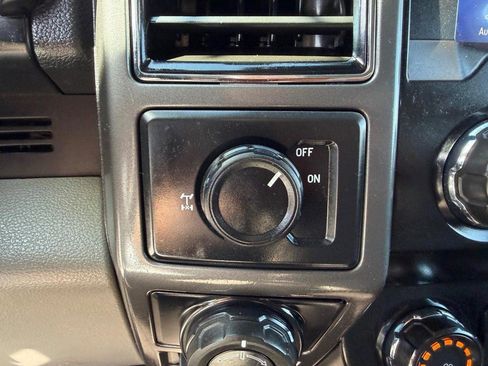 Used 2020 Ford F150 XLT w/ Equipment Group 301A Mid RWD image 38