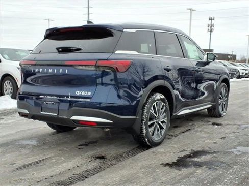 New 2026 INFINITI QX60 Luxe w/ Family Package image 5