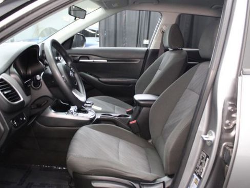 Used 2021 Kia Seltos LX image 12