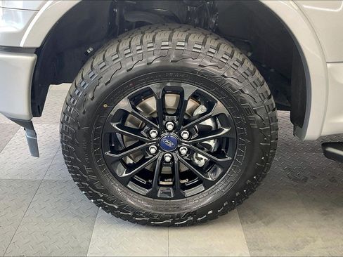 Used 2019 Ford F150 XLT w/ Equipment Group 302A Luxury AWD/4WD image 8
