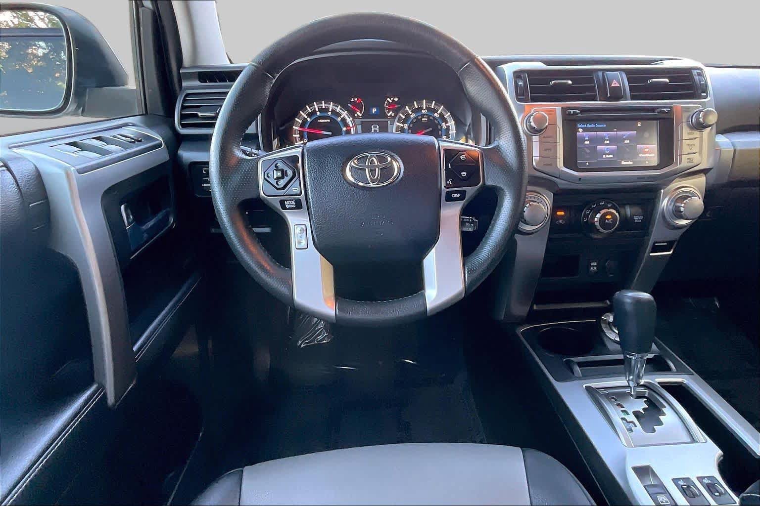Used 2019 Toyota 4Runner SR5 Premium AWD/4WD image 5