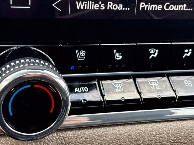 Used 2026 GMC Canyon Denali AWD/4WD image 17