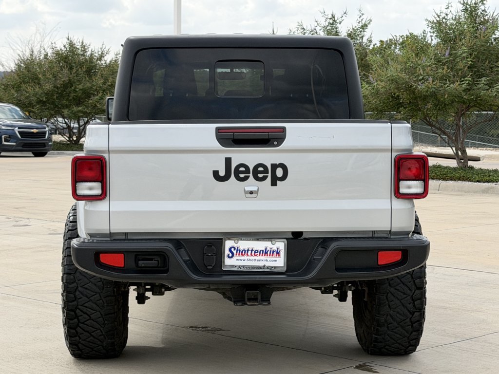 Used 2023 Jeep Gladiator Sport AWD/4WD image 5