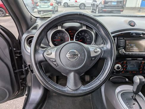 Used 2016 Nissan Juke SV FWD image 13