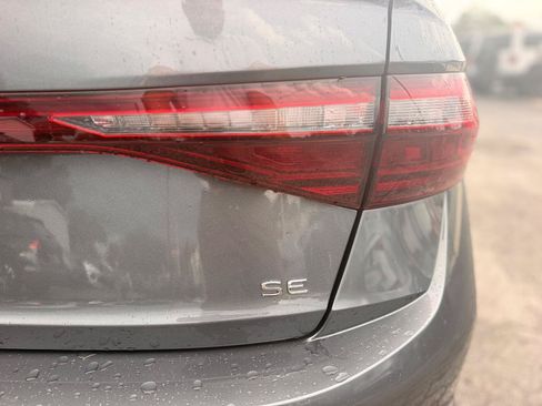Used 2026 Volkswagen Jetta SE FWD image 29