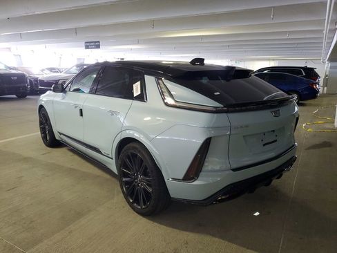 New 2026 Cadillac Lyriq V AWD/4WD image 7