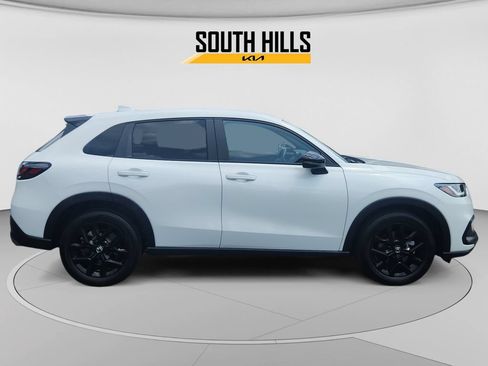 Used 2024 Honda HR-V Sport image 6