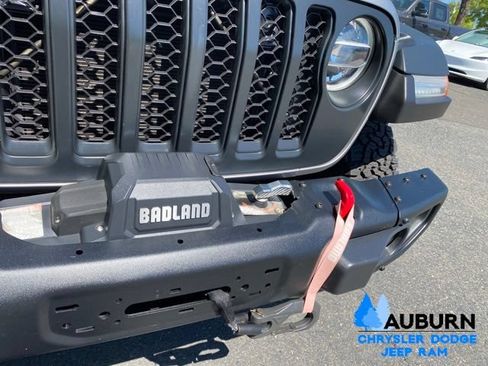 Used 2021 Jeep Gladiator Rubicon AWD/4WD image 10