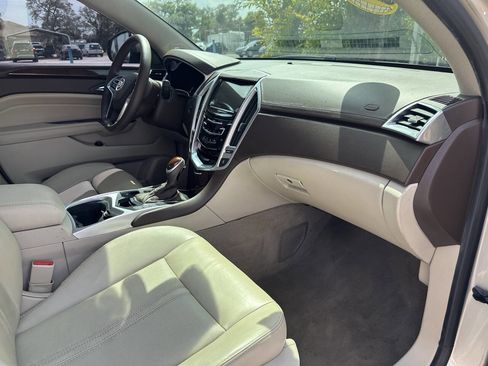 Used 2016 Cadillac SRX Luxury w/ Driver Awareness Package image 21