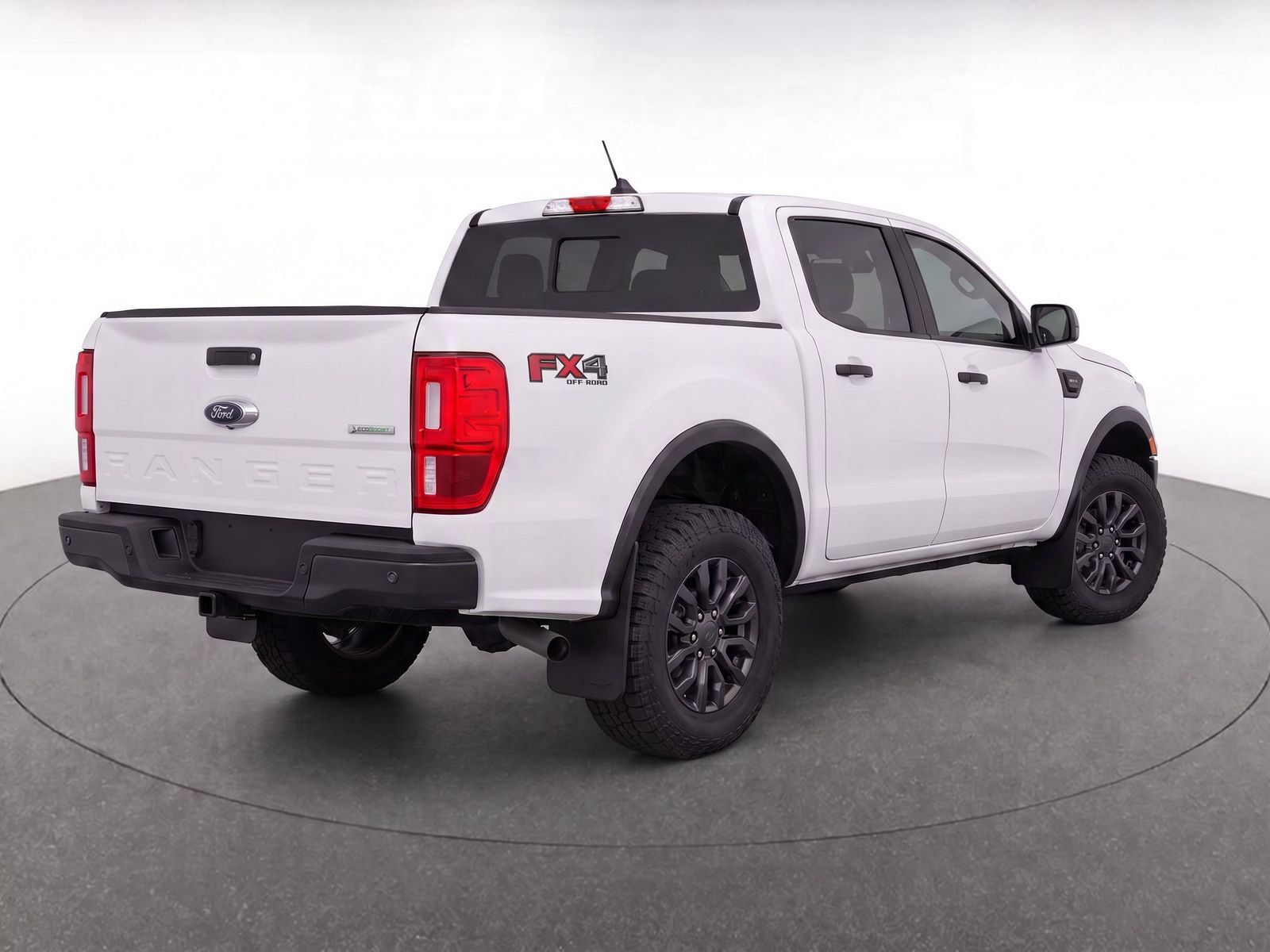 Used 2019 Ford Ranger XLT w/ Equipment Group 302A Luxury AWD/4WD image 3