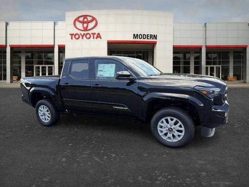 New 2026 Toyota Tacoma SR5 AWD/4WD image 3