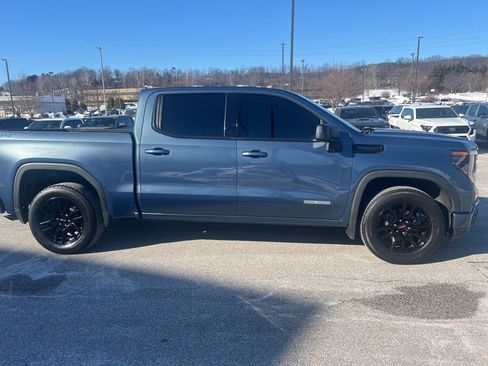 Used 2024 GMC Sierra 1500 Elevation image 2