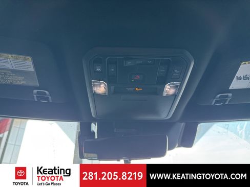 Used 2023 Toyota Tundra Platinum image 19