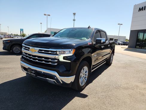 Used 2025 Chevrolet Silverado 1500 LTZ w/ LTZ Premium Texas Edition AWD/4WD image 3