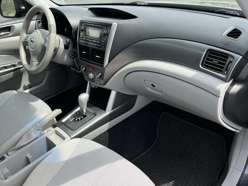 Used 2012 Subaru Forester 2.5X Premium AWD/4WD image 25