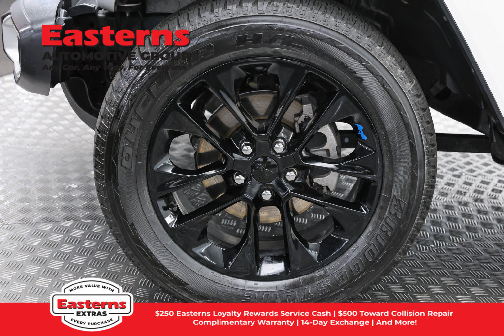 Used 2022 Jeep Wrangler Unlimited Sahara w/ Cold Weather Group AWD/4WD image 34