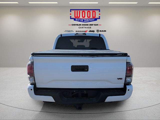 Used 2020 Toyota Tacoma TRD Off-Road w/ TRD Premium Off Road Package AWD/4WD image 3