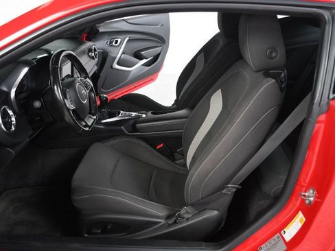 Used 2018 Chevrolet Camaro LS RWD image 26