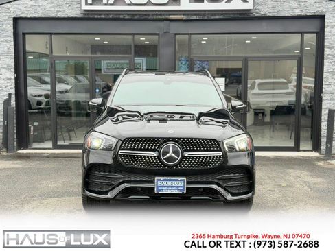 Used 2021 Mercedes-Benz GLE 350 4MATIC w/ AMG Line Exterior image 7