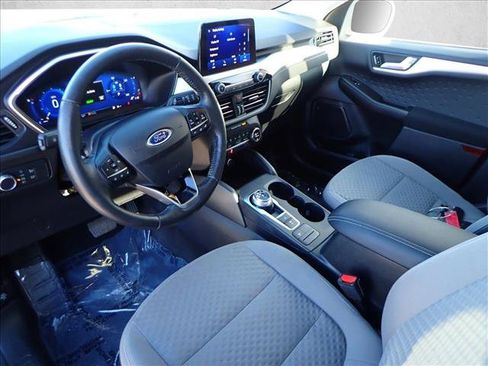 Used 2020 Ford Escape SE Sport image 10