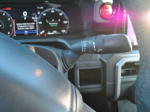 New 2025 Toyota Tacoma TRD Off-Road image 10