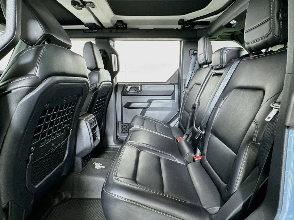 Used 2025 Ford Bronco Badlands AWD/4WD image 13