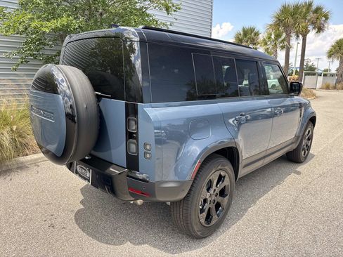 New 2026 Land Rover Defender 110 S AWD/4WD image 6