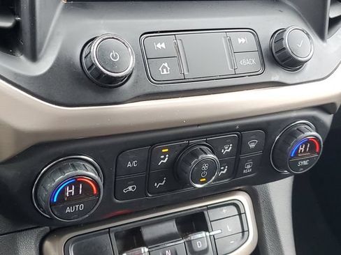 Certified 2020 GMC Acadia Denali AWD/4WD image 29