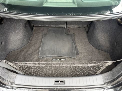 Used 2015 Nissan Sentra SL w/ SL Premium Package image 12