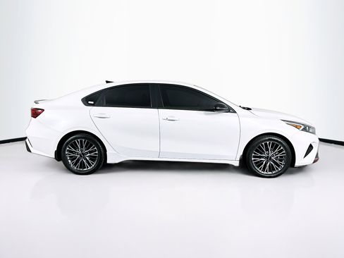 Used 2023 Kia Forte GT-Line FWD image 10