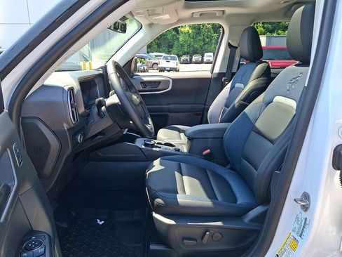 Certified 2025 Ford Bronco Sport Outer Banks w/ Outer Banks Tech Package+ AWD/4WD image 14